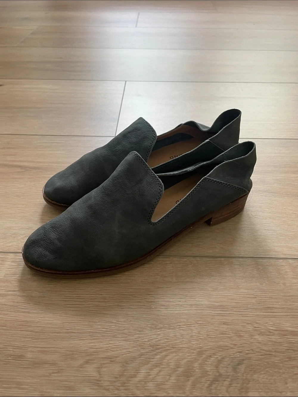Lucky Brand Cahill Olive Green Leather Loafers Women 7 Slip on Work Casual #0009